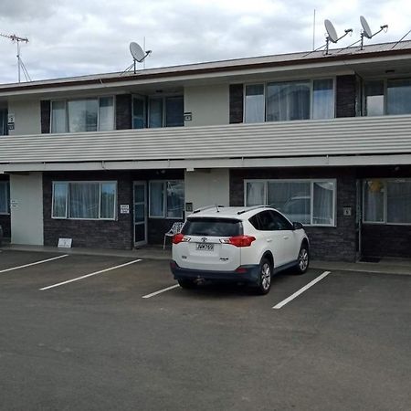 Rose Apartments Hamilton Esterno foto