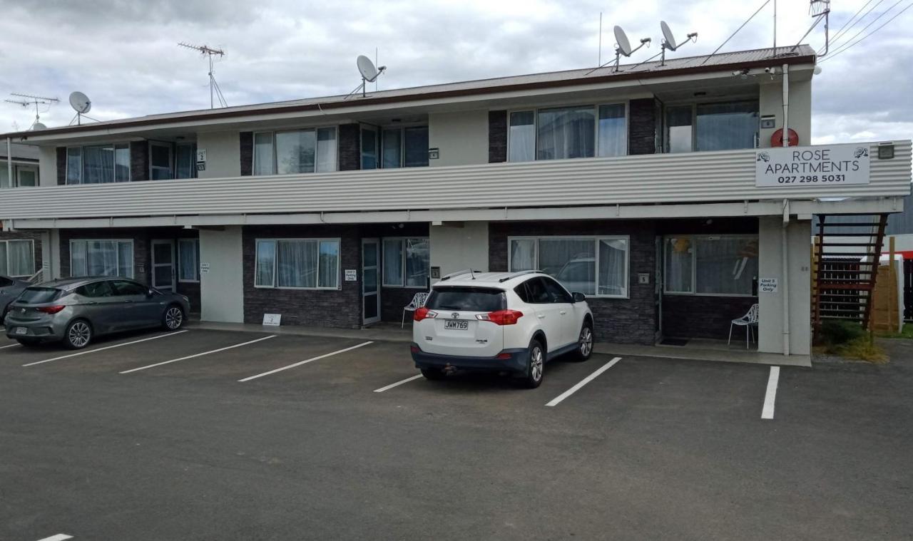 Rose Apartments Hamilton Esterno foto